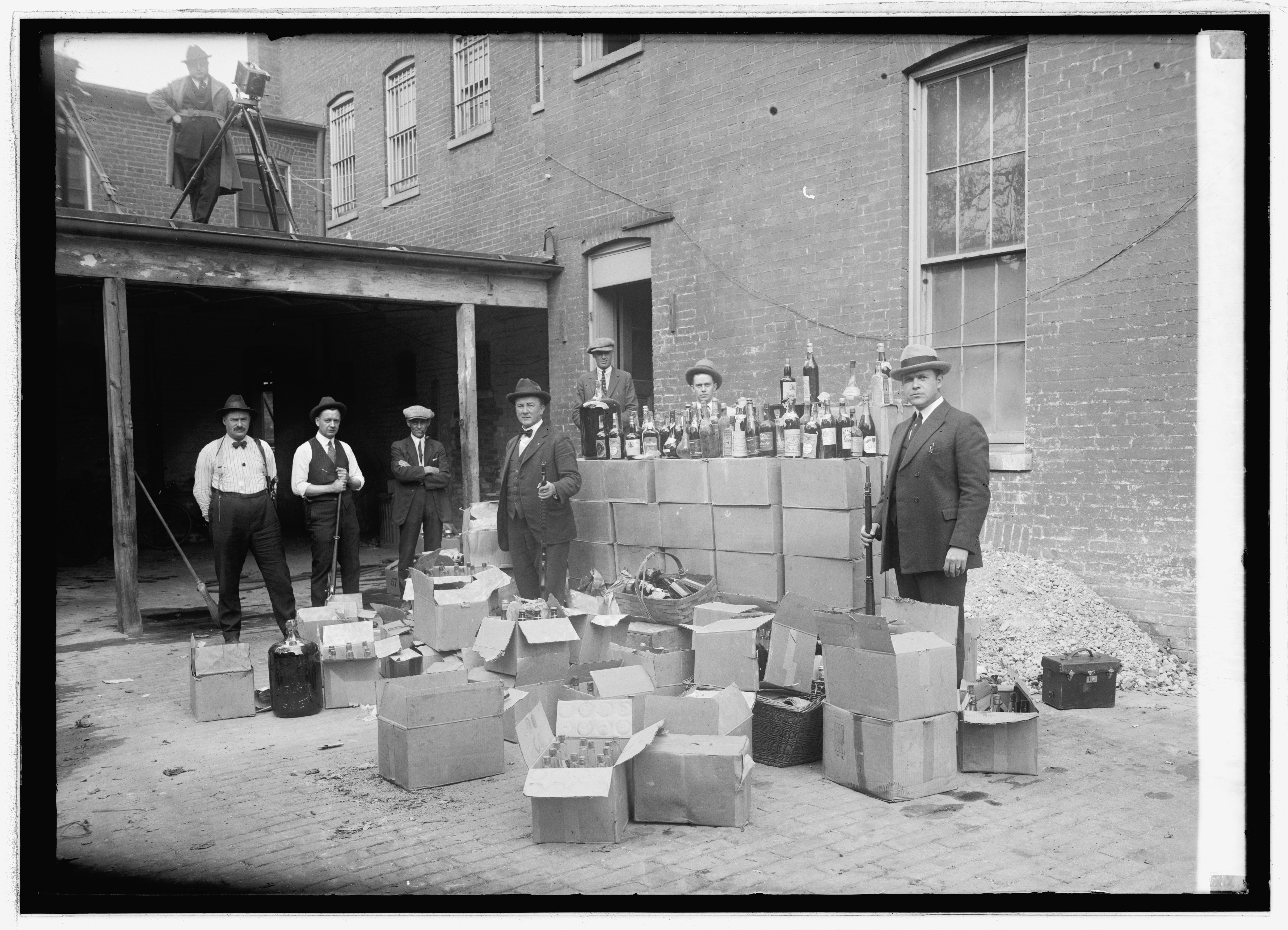 Federal agents during a Prohibition-era liquor raid, October 1922